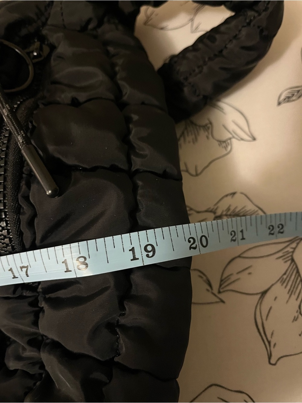 Urban Fit Quilted Black Shoulder Bag - Picture 7 of 10
